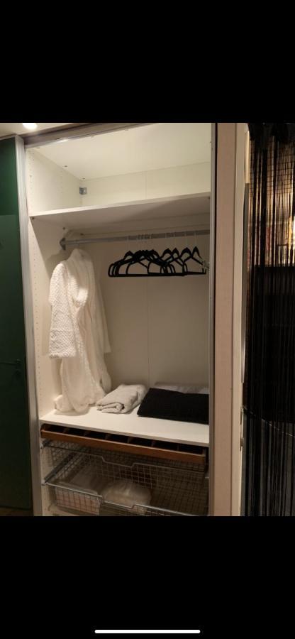 Own Room With Big Bed In A Big House! Lulea Bagian luar foto